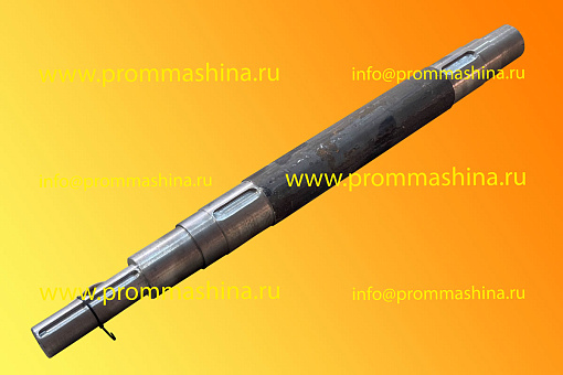 Вал привода транспортера УРСУС-9-3 под редуктор вид 2